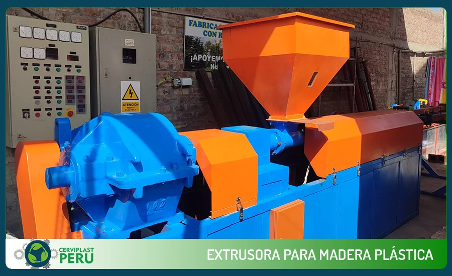 Extrusora de Madera Plástica